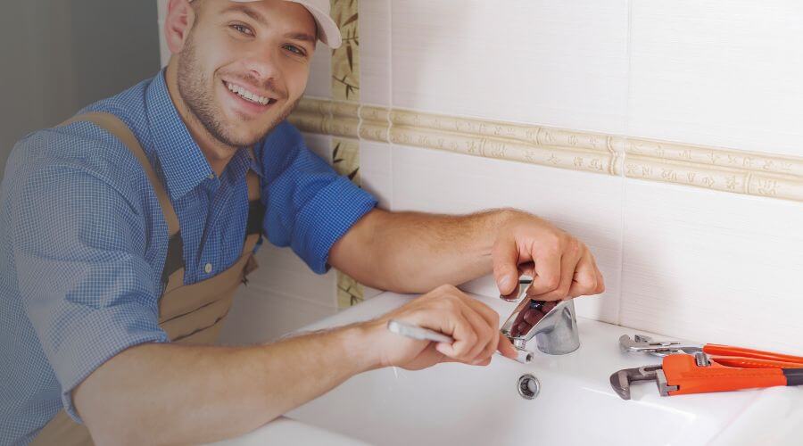 Professional clogged drains services in Seadrift, TX